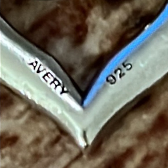 Retired scroll heart pendant by James Avery - Picture 5 of 7